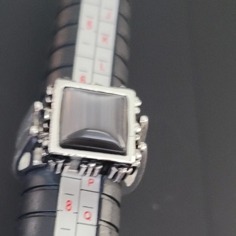 Reversible Flip Ring Square Black and White Stones Silver Tone Size 7